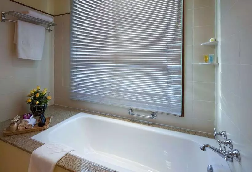 هتل Avani Hai Phong Harbour View