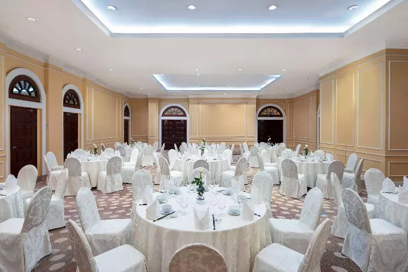 هتل Avani Hai Phong Harbour View