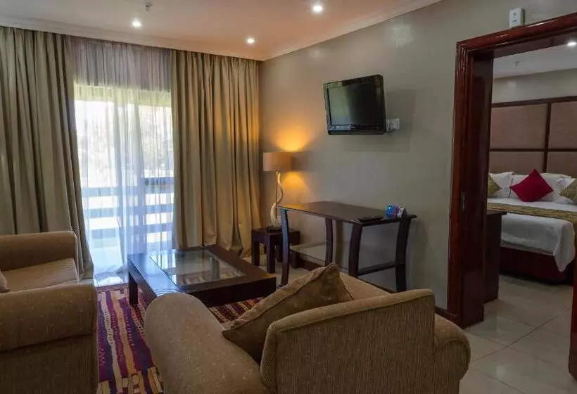 هتل Azambezi River Lodge