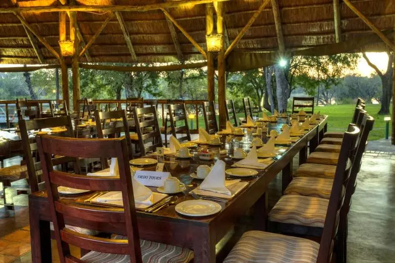 هتل Azambezi River Lodge