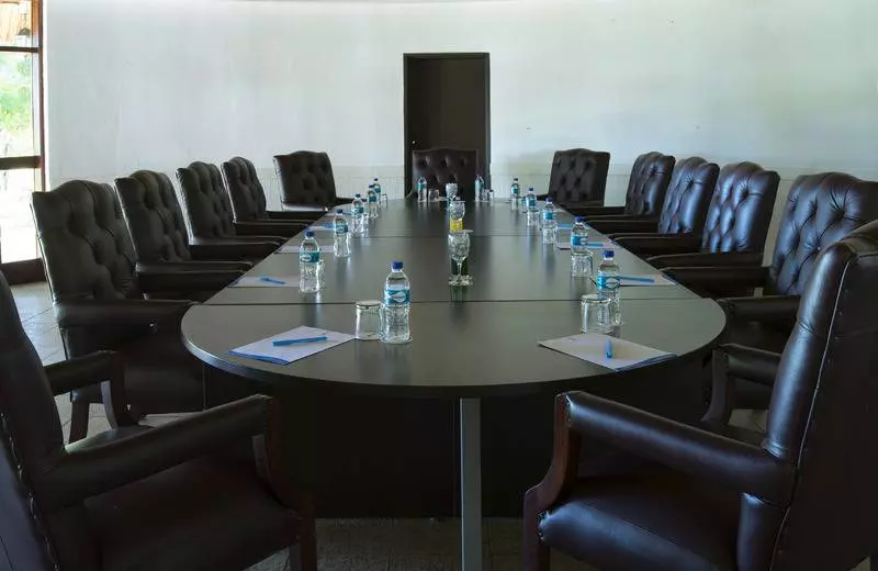 هتل Azambezi River Lodge