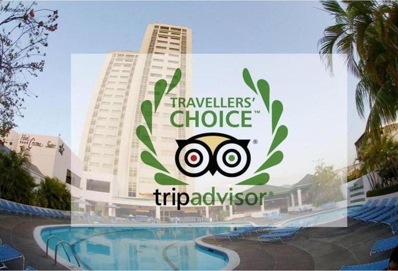 هتل Cristina Suites