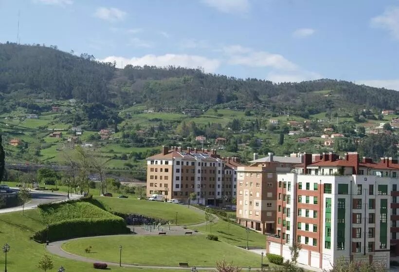 هتل El Retiro De Cardea