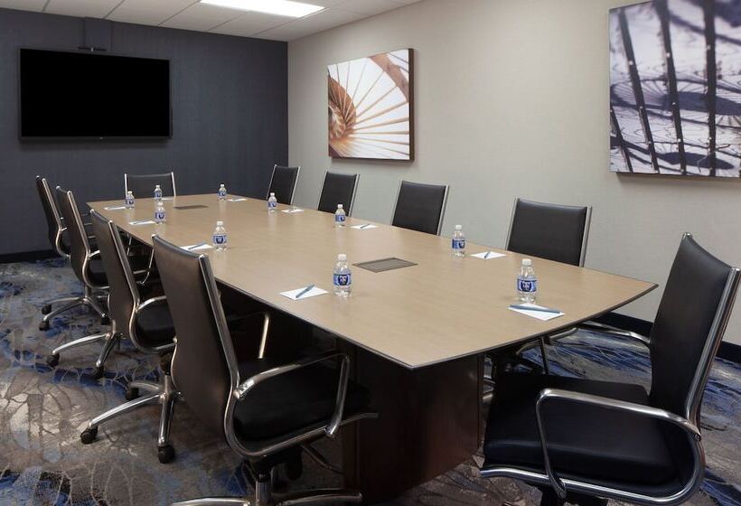 Otel Fairfield Inn & Suites By Marriott Charleston