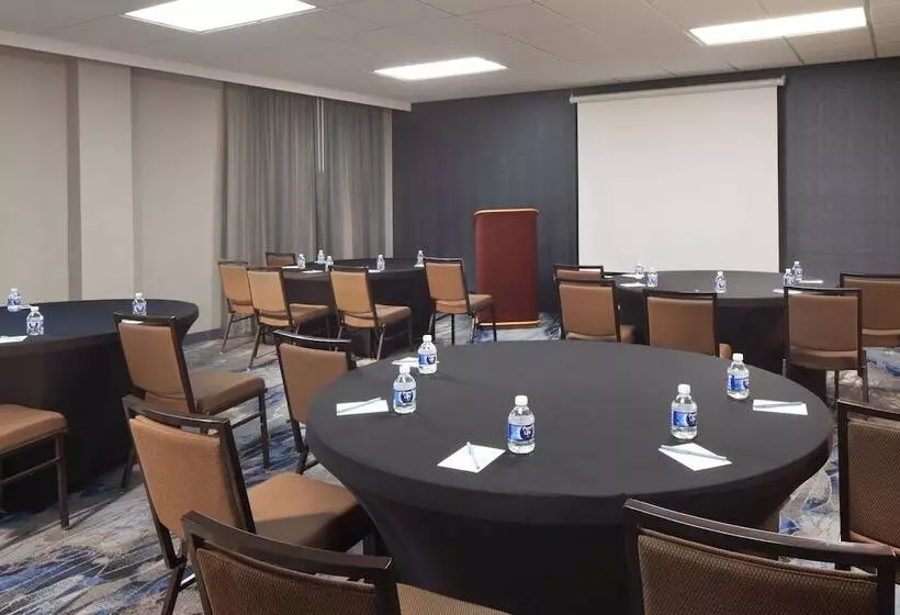 酒店 Fairfield Inn & Suites By Marriott Charleston