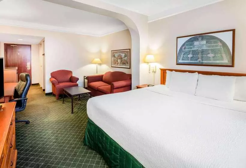 Szálloda La Quinta By Wyndham Madison American Center