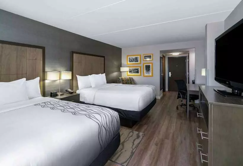 هتل La Quinta By Wyndham Raleigh Downtown North