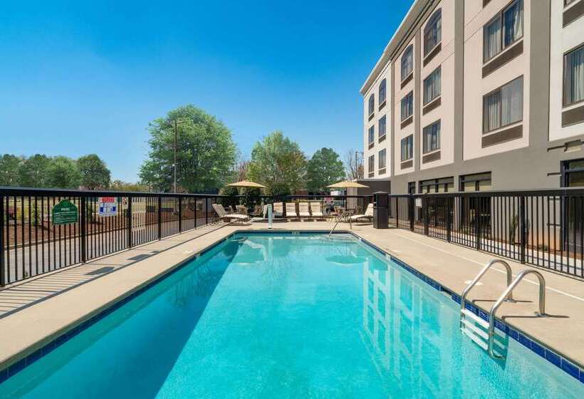 فندق La Quinta By Wyndham Raleigh Downtown North