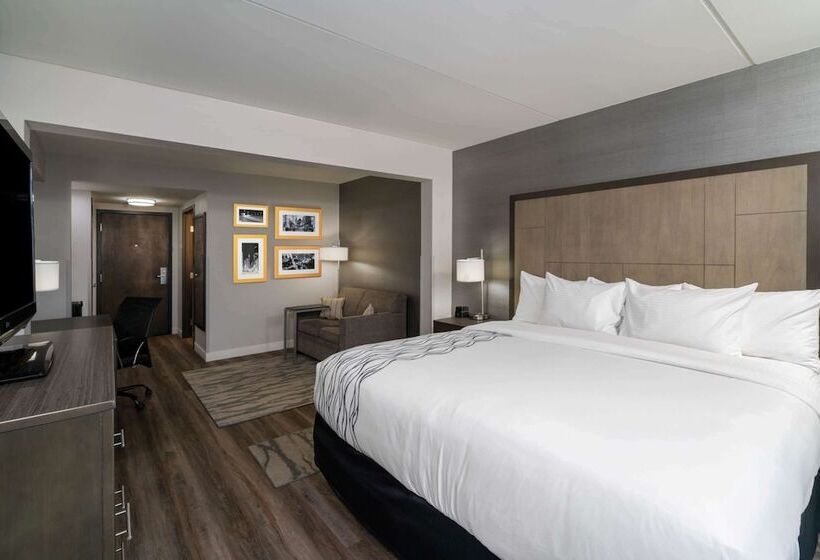 فندق La Quinta By Wyndham Raleigh Downtown North