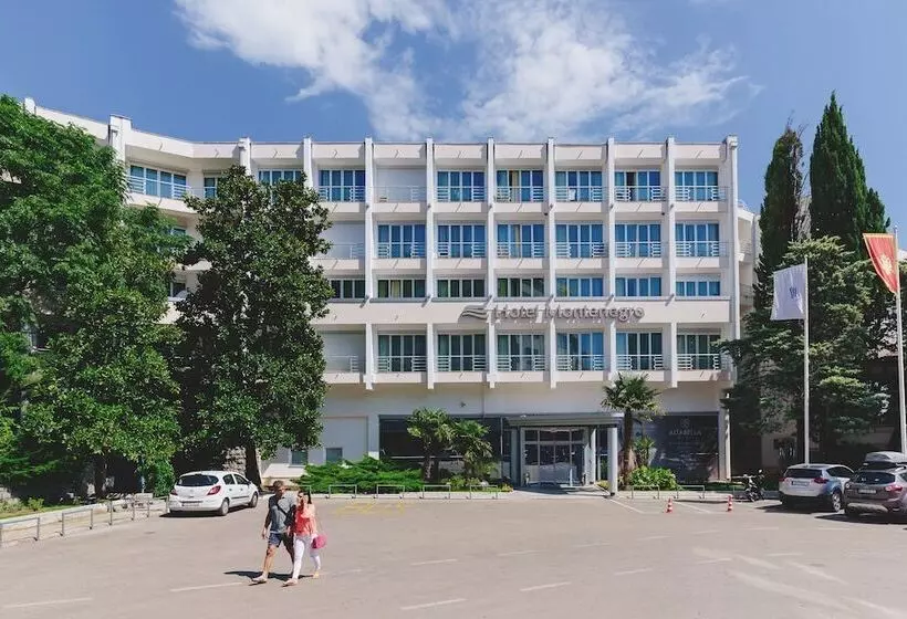 هتل Montenegro