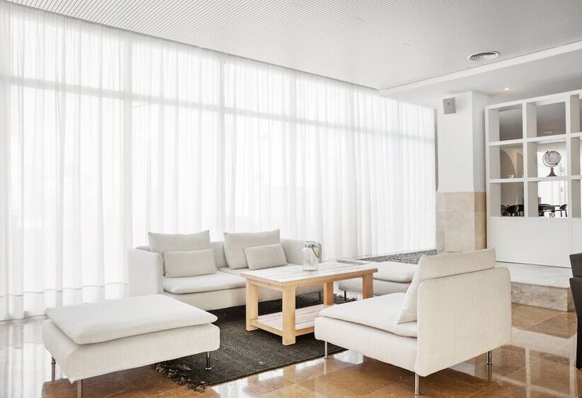 Hotelli Sunprime Waterfront