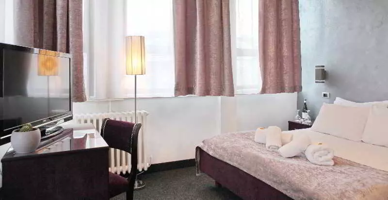 Boutique Hotel Tash Belgrade