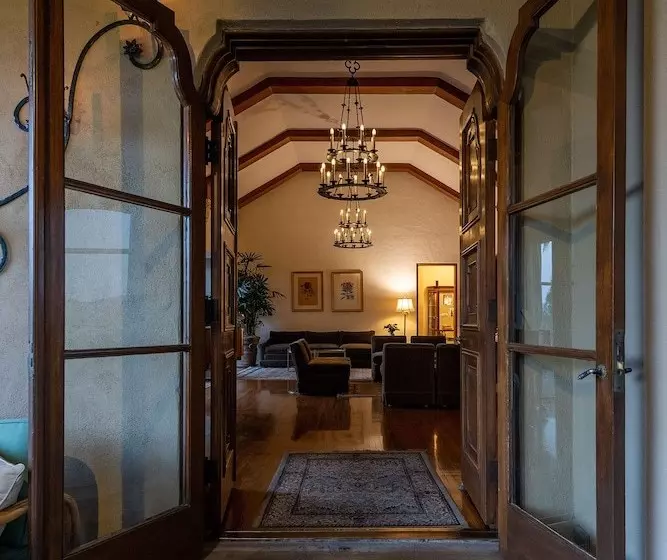 هتل The Willows Historic Palm Springs Inn