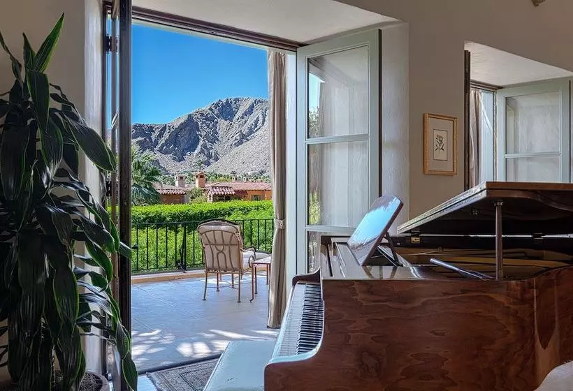 هتل The Willows Historic Palm Springs Inn