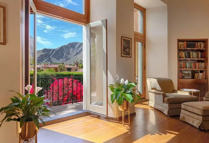 هتل The Willows Historic Palm Springs Inn