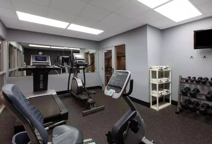 Отель Wingate By Wyndham Oklahoma City Airport