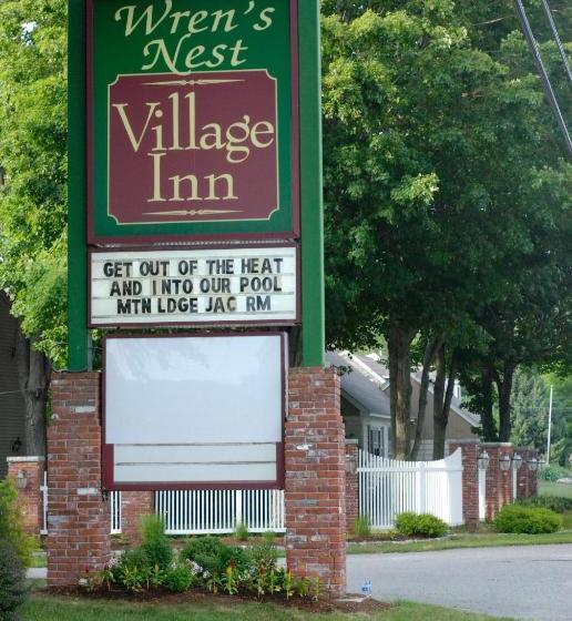 هتل Wrens Nest Village Inn