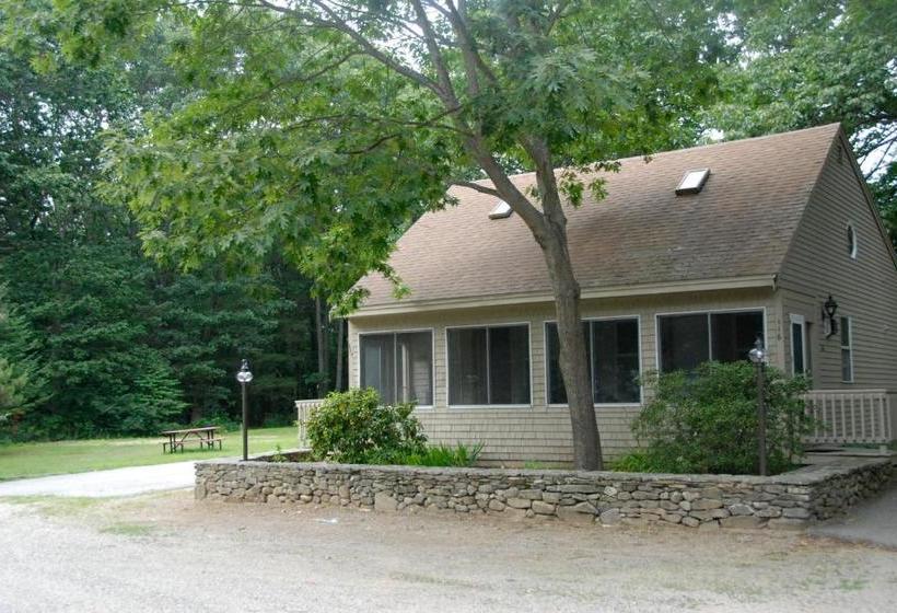 هتل Wrens Nest Village Inn