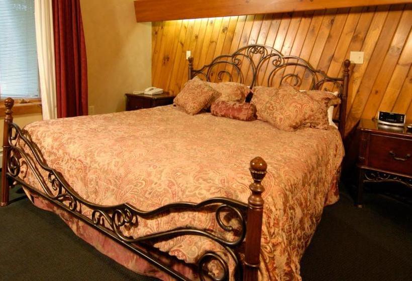 هتل Wrens Nest Village Inn