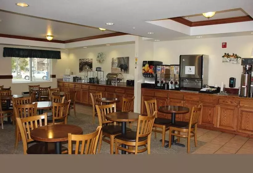 בית מלון כפרי Yellowstone Lodge