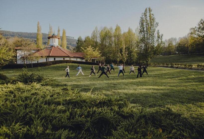 Amalurra Ecohotel & Retreat Center