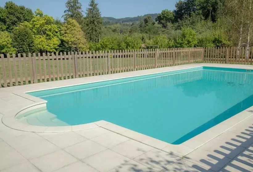 Amalurra Ecohotel & Retreat Center