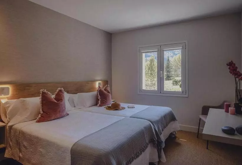 Amalurra Ecohotel & Retreat Center