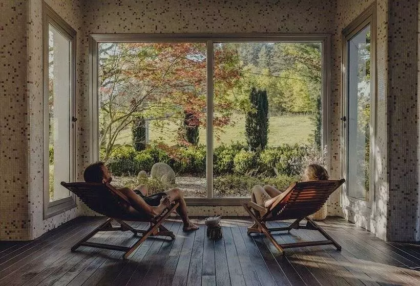 Amalurra Ecohotel & Retreat Center