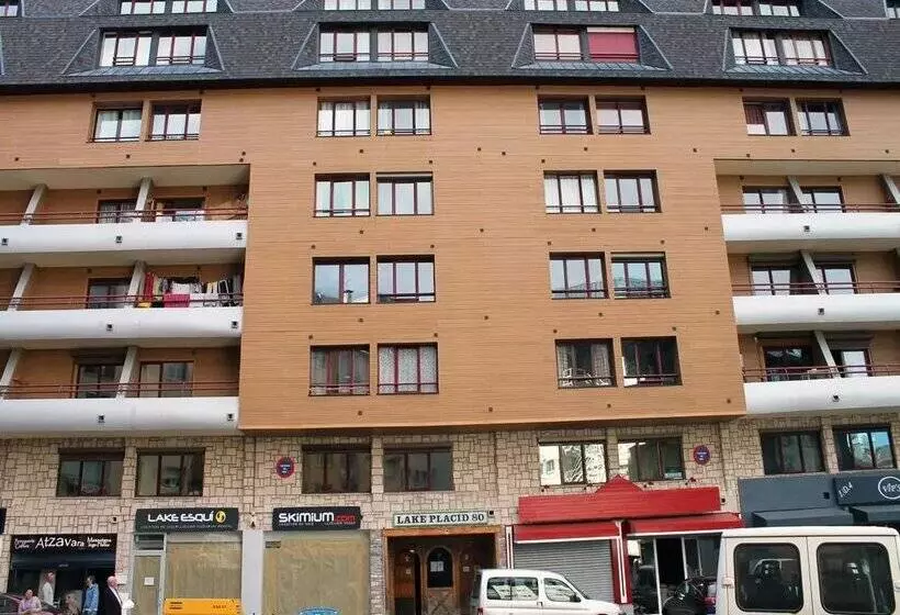 Apartamentos Lake Placid 3000