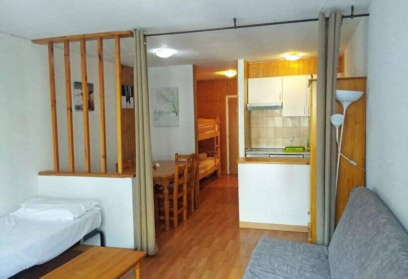 Apartamentos Lake Placid 3000