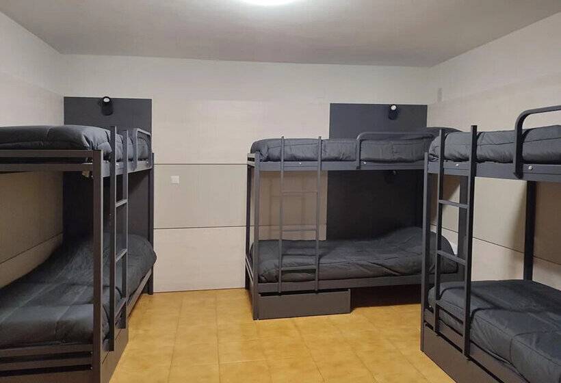 Apartamentos Midi 3000