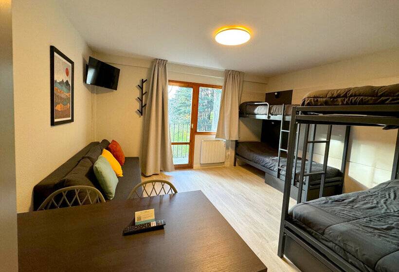 Apartamentos Midi 3000