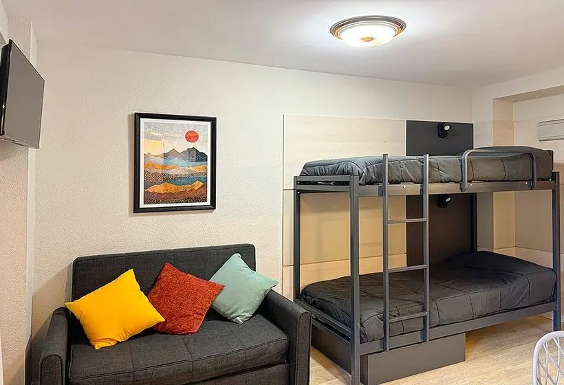 Apartamentos Midi 3000