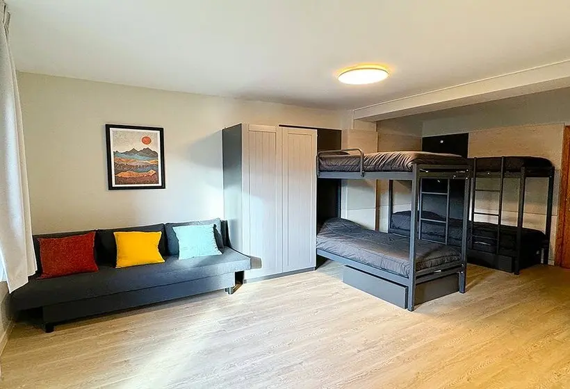 Apartamentos Midi 3000