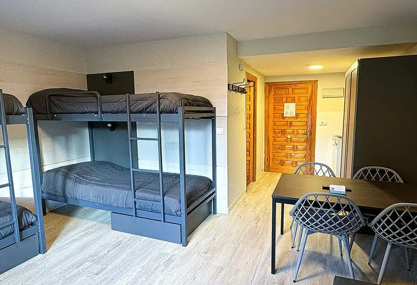 Apartamentos Midi 3000