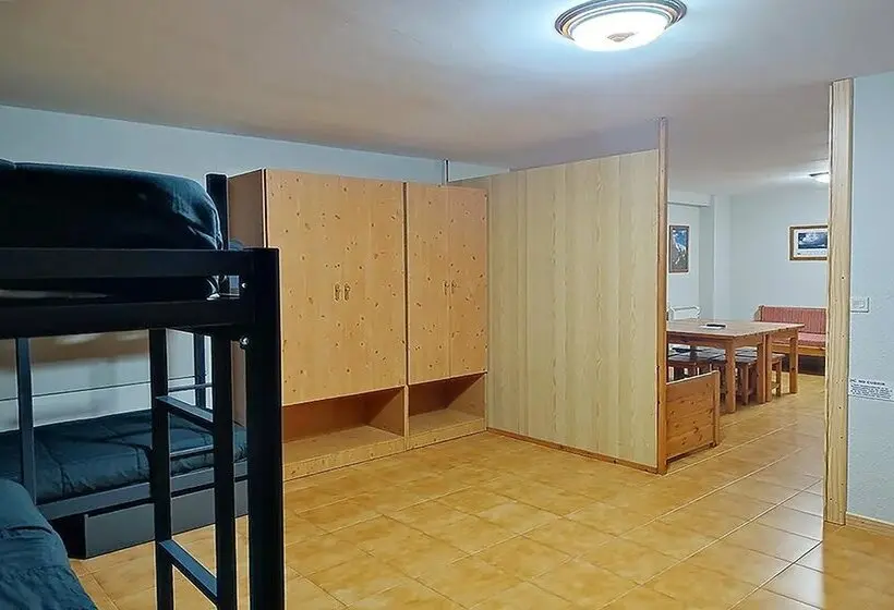 Apartamentos Midi 3000