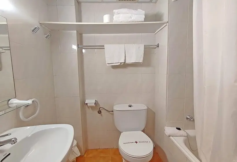 Apartamentos Midi 3000