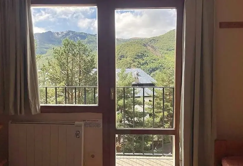 Apartamentos Midi 3000