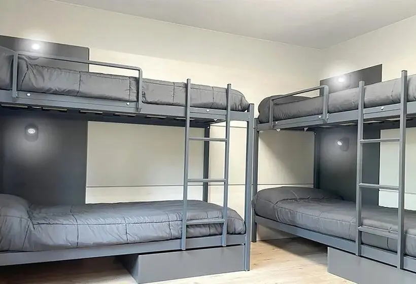 Apartamentos Midi 3000