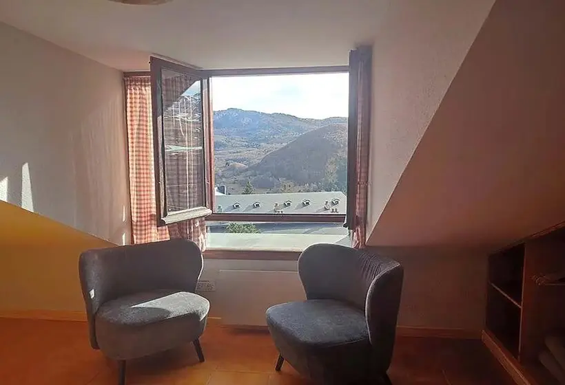 Apartamentos Midi 3000