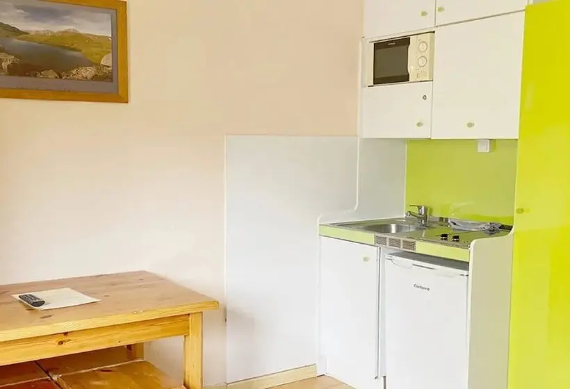 Apartamentos Midi 3000