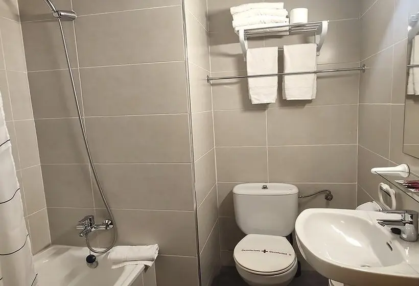 Apartamentos Midi 3000