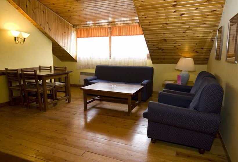 Apartamentos Pessets Adelaida