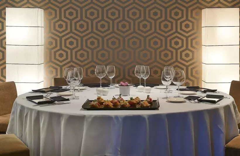 ホテル Abba Euskalduna