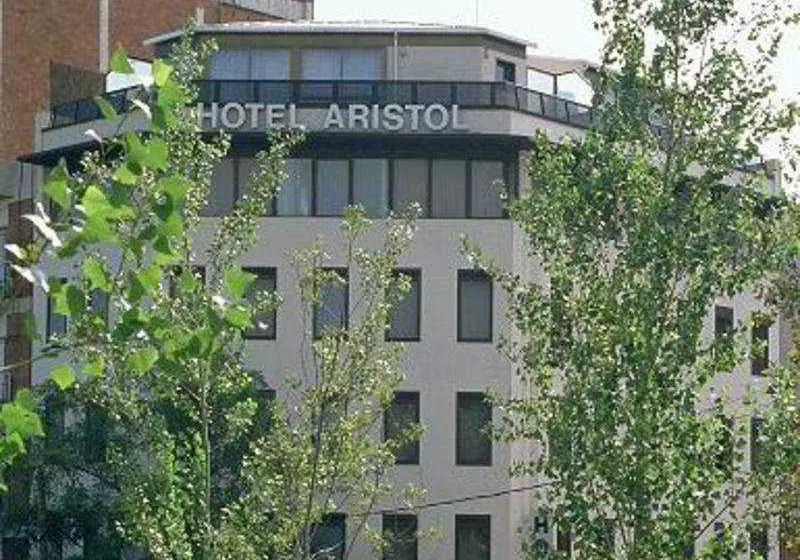 هتل Aristol - Sagrada Familia