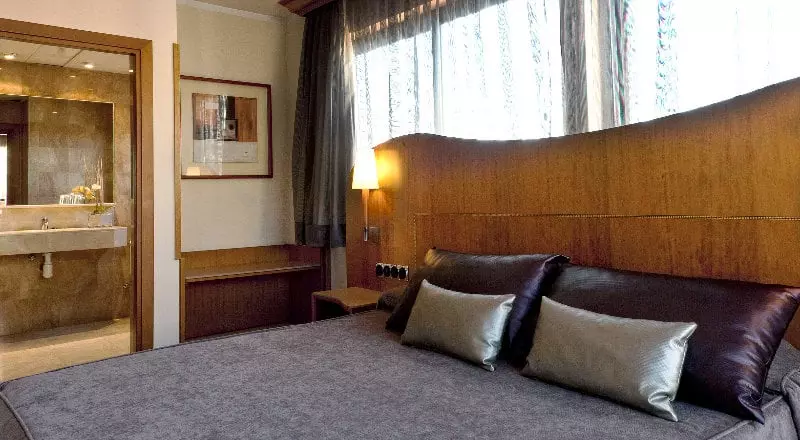 هتل Aristol - Sagrada Familia