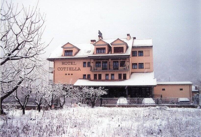 호텔 Cotiella