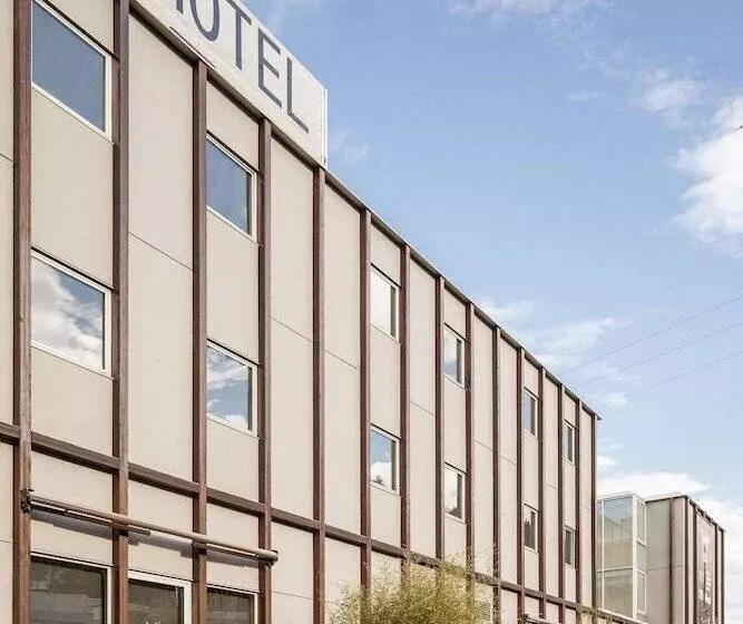 Otel Kyriad Direct Eth Irun