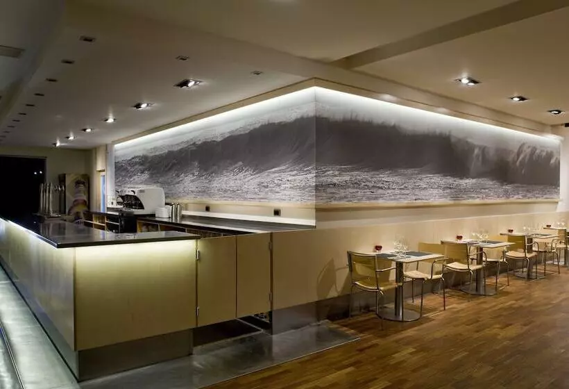 Otel Kyriad Direct Eth Irun