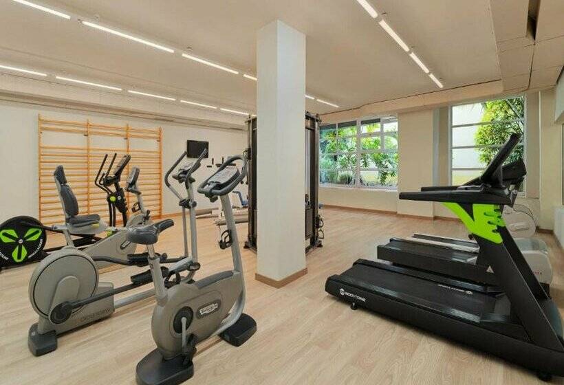 هتل H10 Salauris Palace